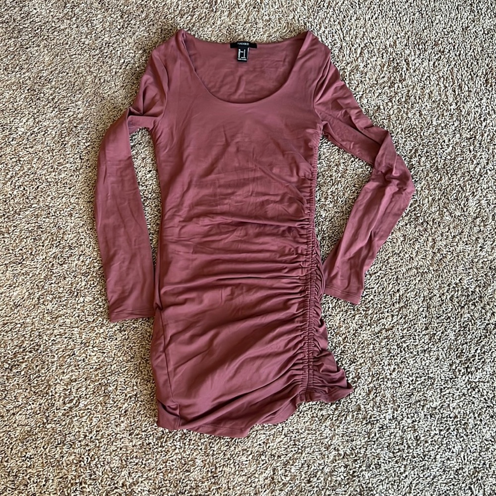 Long sleeve ruched bodycon dress